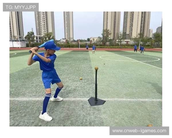 中国U18女垒队员多有软式棒垒球基础，创世界杯佳绩