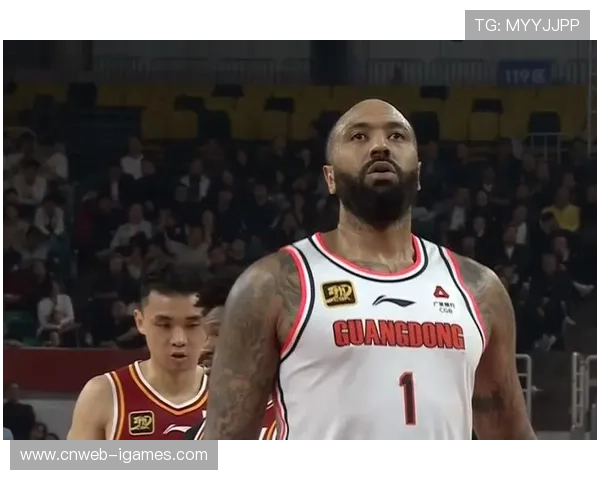 前广东超级外援吉伦沃特寻求重返CBA，或需降薪签约